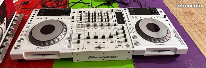 Pack Pioneer DJ Limited Edition White – 2x CDJ-850-W + DJM-850-W + 