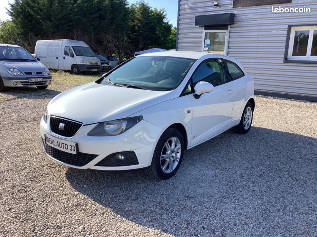 SEAT Ibiza 1.2 TDI 75 CH COPA (image 1)