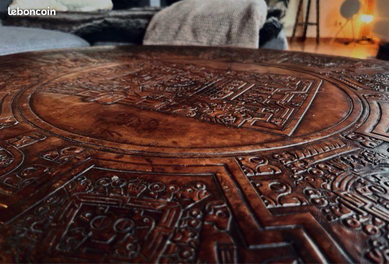 Table basse péruvienne artisanale en cuir gravé et bois exotique - Vintage années 70 (image 2)