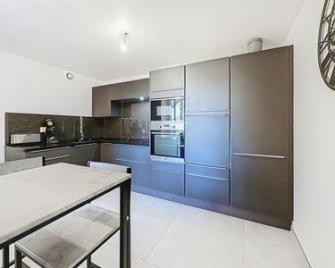 Appartement 199 900 € - 56 m²