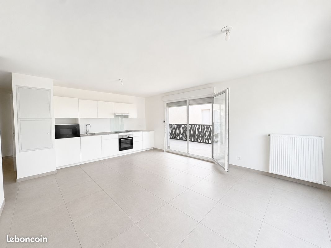 Appartement 3 pièces 62 m² · à Saint-Laurent-de-Mure · 62 m² · 950 €
