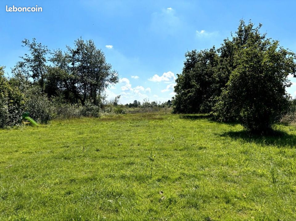 Terrain 400 m² Villereau · 65 000 €
