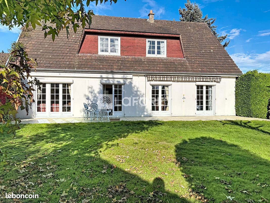 Maison 7 pièces 162 m² · à Mont-Saint-Aignan · 162 m² · 469 000 €