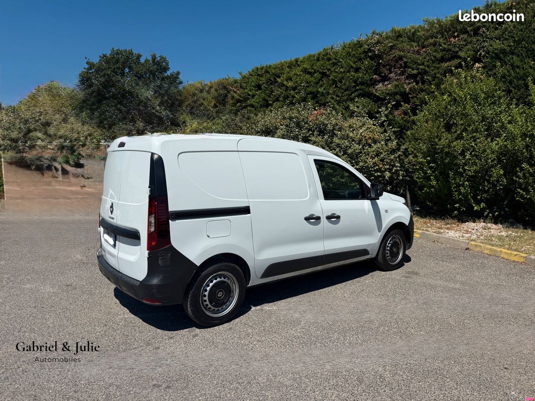RENAULT Express Van1.5 dCi S&S 75 ch Confort 2 places TVA récupérable (image 7)