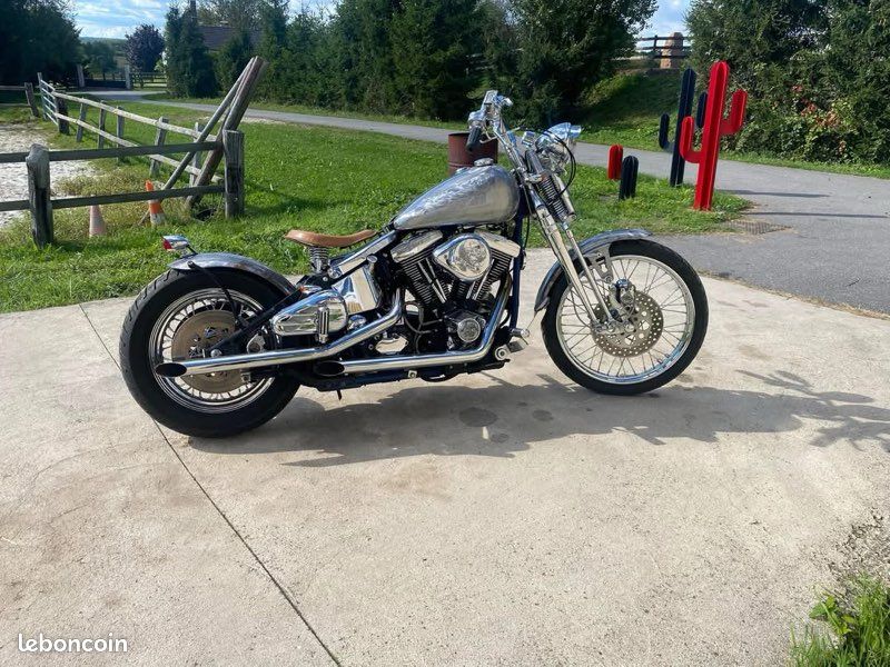 Harley Davidson softail springer (image 1)