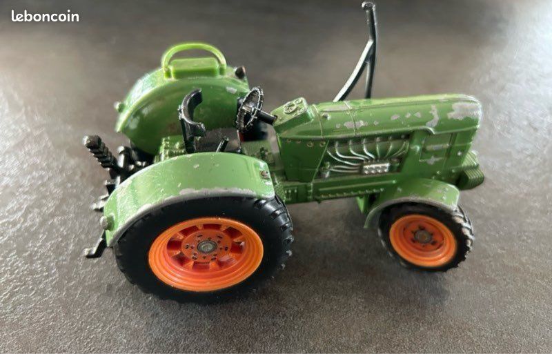 Modèle de tracteur à l'échelle 1/24, modèle de tracteur en métal moulé sous pression avec 20 ans de fournisseur Modèle de tracteur à l'échelle 1/24, modèle de tracteur en métal moulé sous pression avec 20 ans de fournisseur