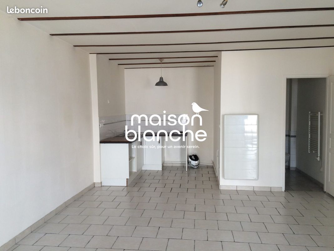Maison 3 pièces 52 m² · à Courçon · 52 m² · 550 €/mois