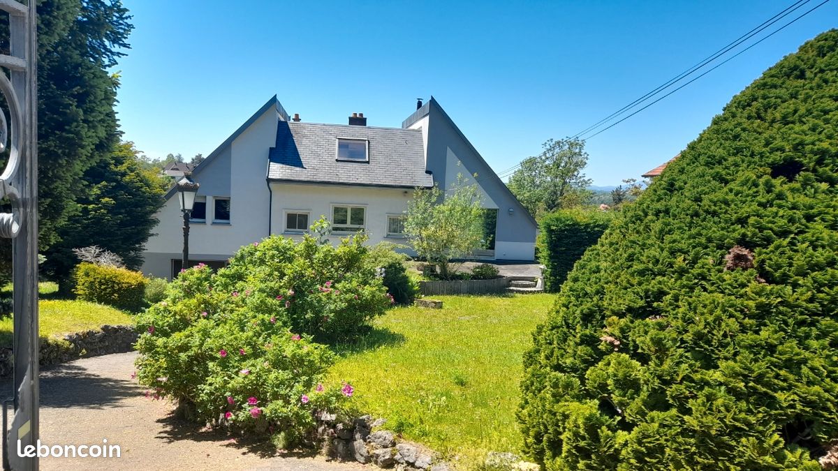 Maison 7 pièces 260 m² · à Brunstatt-Didenheim · 260 m² · 1 250 000 €