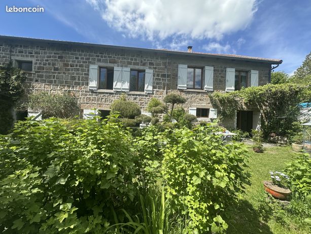 Ferme 6 pièces 296 m²