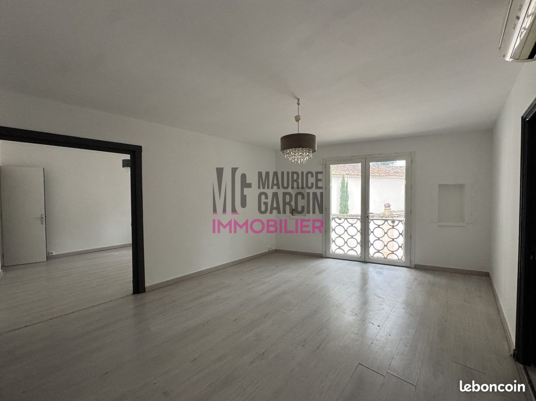 Immeuble 2 pièces 144 m² · à Jonquières · 144 m² · 231 200 €