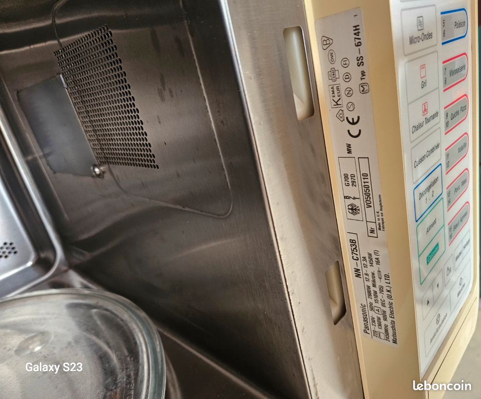 Micro-ondes Panasonic Dimension 4 – Grill & Chaleur tournante (image 6)