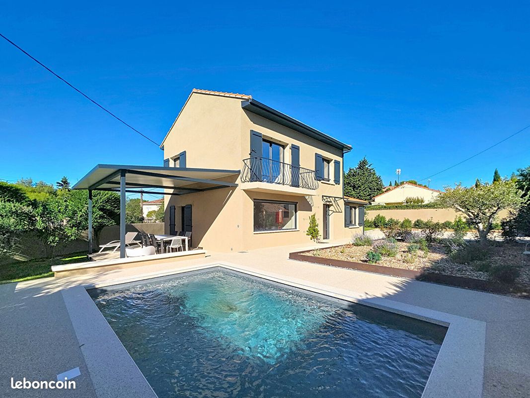 Maison 5 pièces 120 m² · aux Angles · 120 m² · 650 000 €