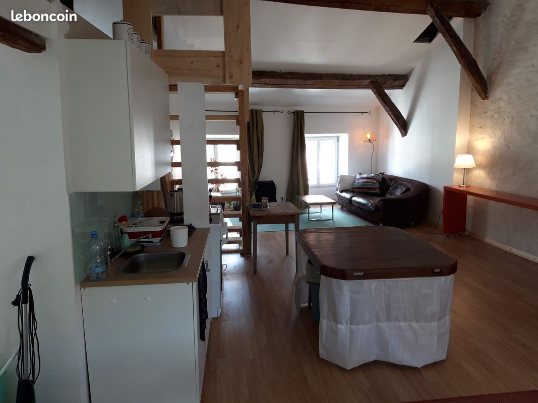 Appartement 2 pièces 50 m² · à Bar-sur-Aube · 50 m² · 590 €