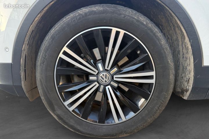 Volkswagen Tiguan 2.0 TDI 150 DSG7 Carat Exclusive / CARPLAY / TOIT OUVRANT / CAMERA 360 / REGULATEUR ACC (image 15)
