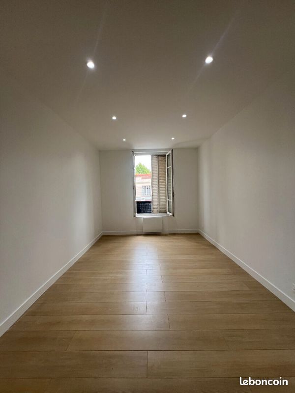 Appartement 3 pièces 52 m² · à Les Pavillons-sous-Bois · 52 m² · 1 090 €
