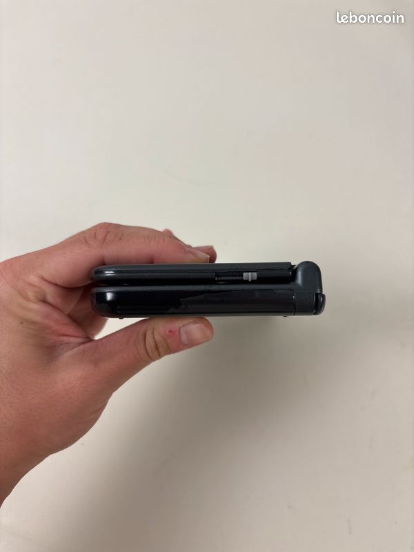 Nintendo New 3DS XL - Console #A16665 (image 4)