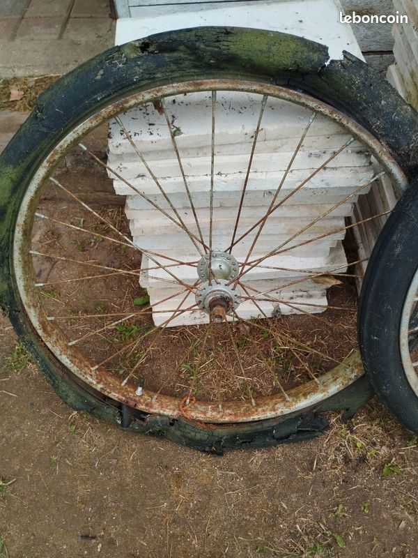 Anciennes roues de mobylette diam 19 (image 3)