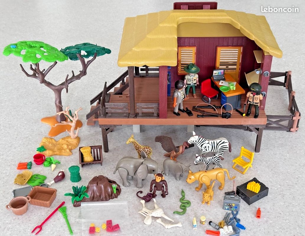 Playmobil 4826 - Centre De Soins Animaux Sauvages - Rare Et TBE