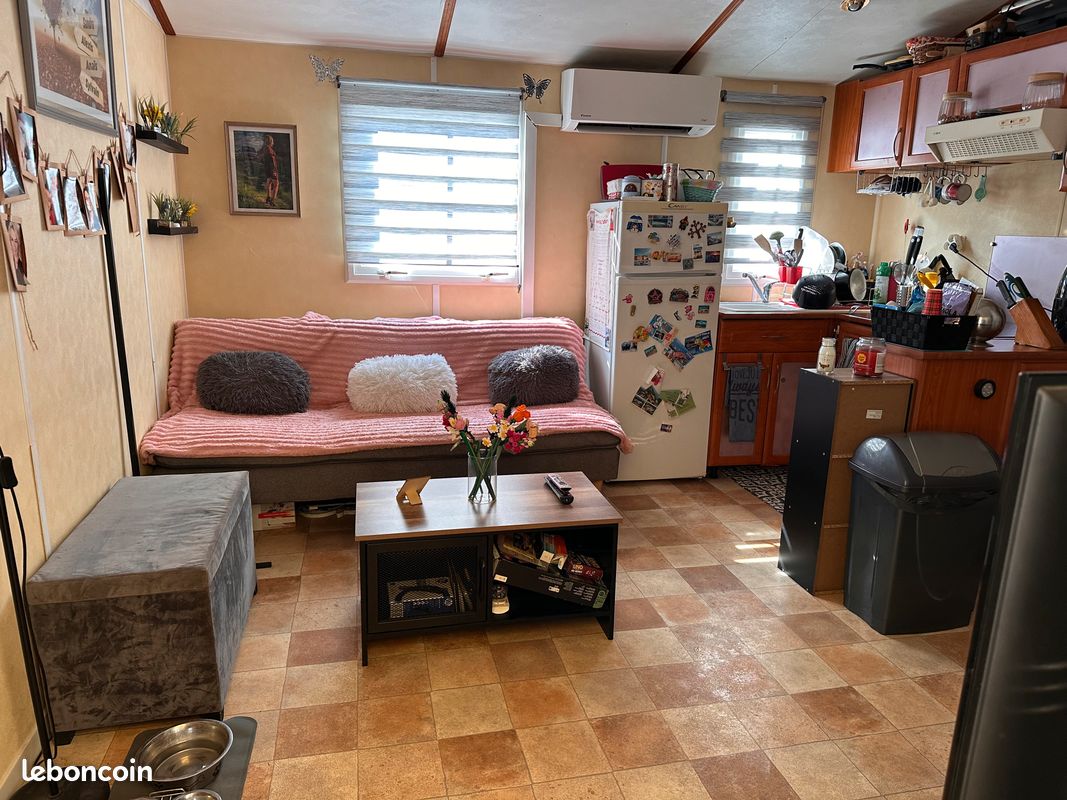 Local commercial 3 pièces 35 m² · à Hyères · 35 m² · 16 000 €