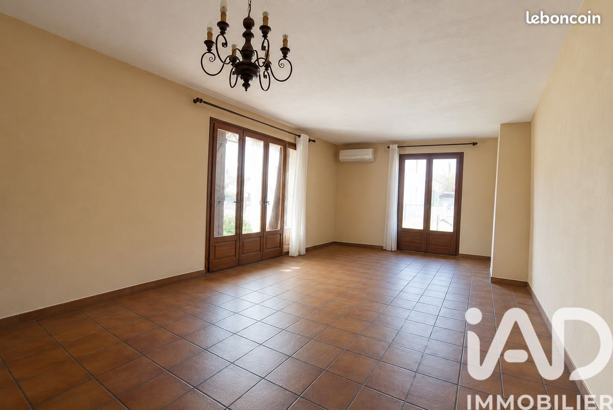 Maison 6 pièces 135 m² · à Saint-Estève · 135 m² · 255 000 €
