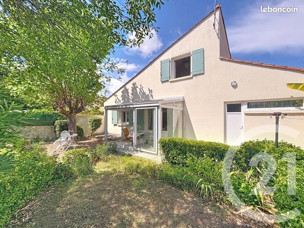 Maison 6 pièces 103 m² · à L'Isle-d'Espagnac · 103 m² · 169 600 €