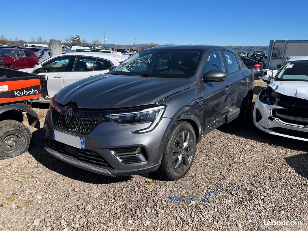 "Accidenté" Renault Arkana 1.6 E-Tech 145 Hybride Auto / GZ194 (image 2)