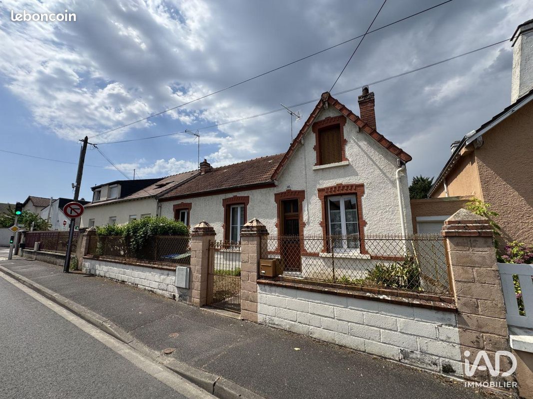 Maison 4 pièces 85 m² · à Fleury-les-Aubrais · 85 m² · 185 000 €