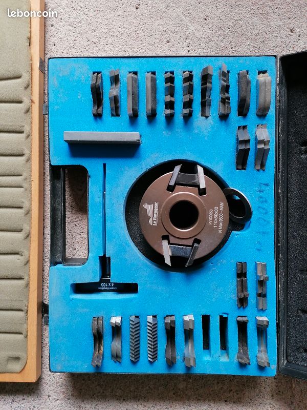 Coffret toupie à bois (image 1)