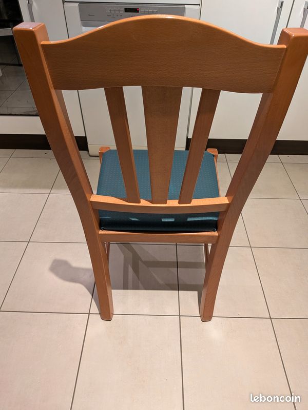 Chaises de restaurant en bois massif avec assise rembourrée confortable – 20 disponibles (image 2)