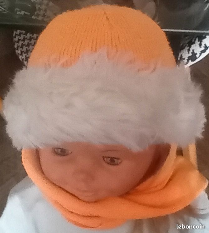 Bonnet/Chapeau Avec écharpe Intégrée Pour Enfant - Multicolore | Neuf Avec étiquettes