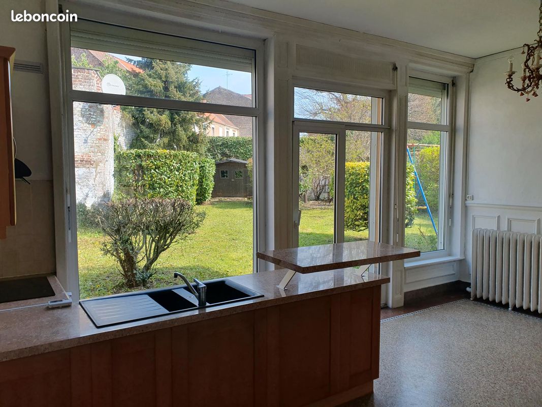 Maison 3 pièces 90 m² · à Saint-Amand-les-Eaux · 90 m² · 770 €/mois