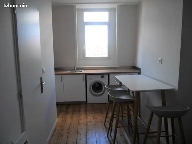 Appartement a louer paris-1er-arrondissement - 3 pièce(s) - 29 m2 - Surfyn