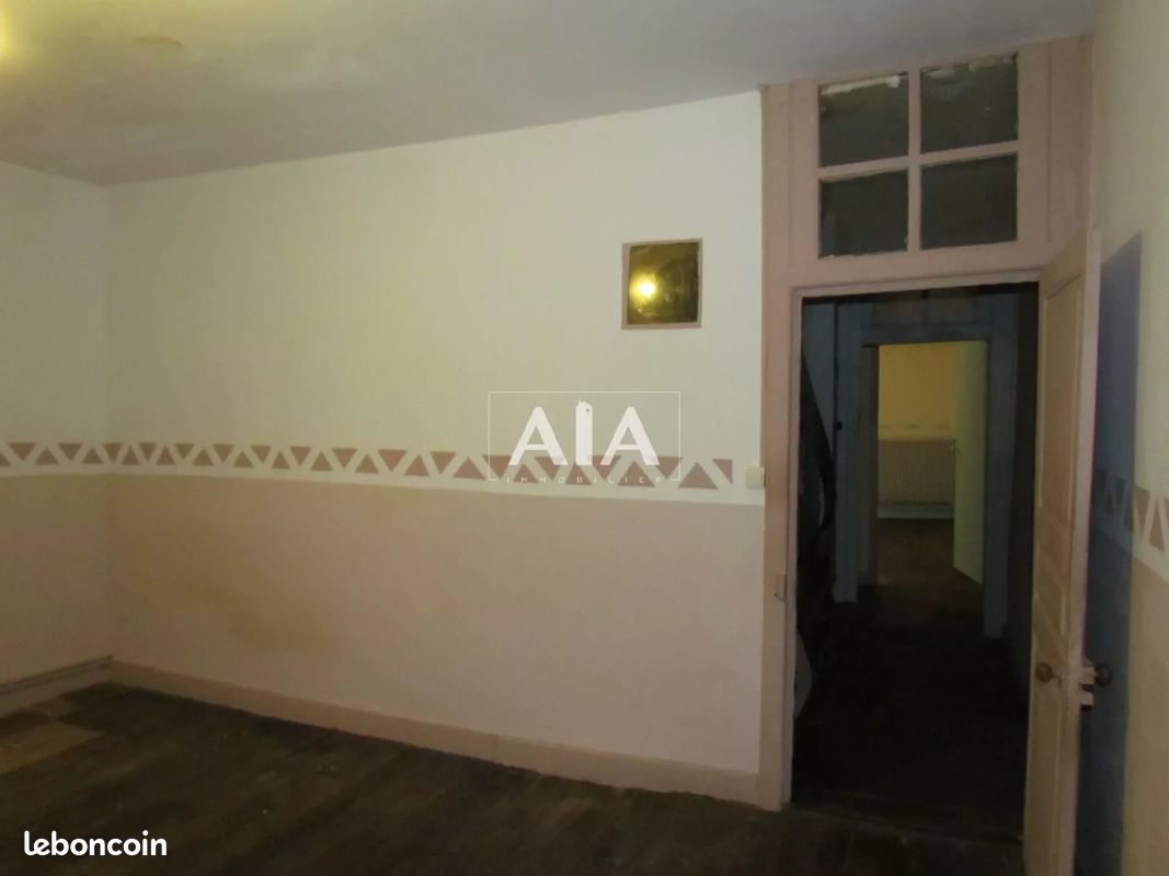 Maison de ville 4 pièces 97 m² - Ruffec 16700 (image principale 7)