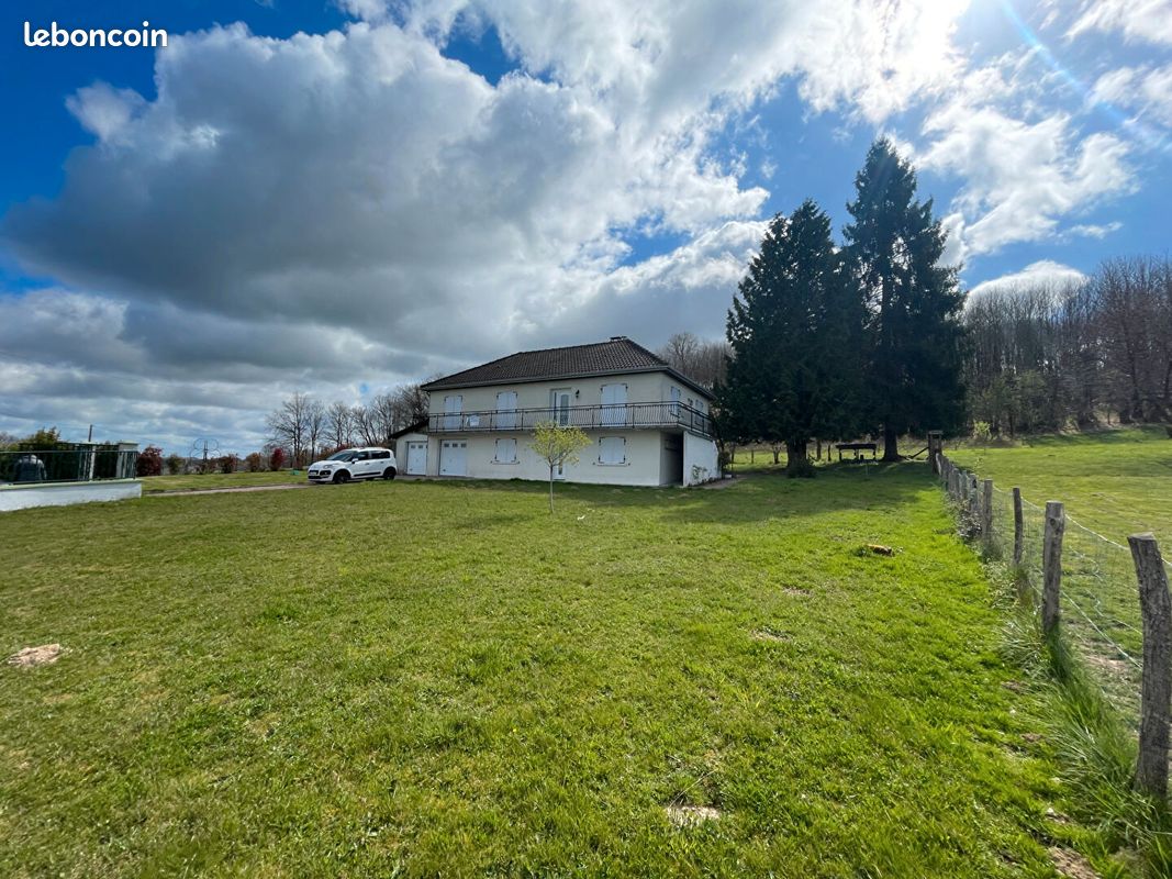 Maison 8 pièces 177 m² · à Nexon · 177 m² · 185 500 €