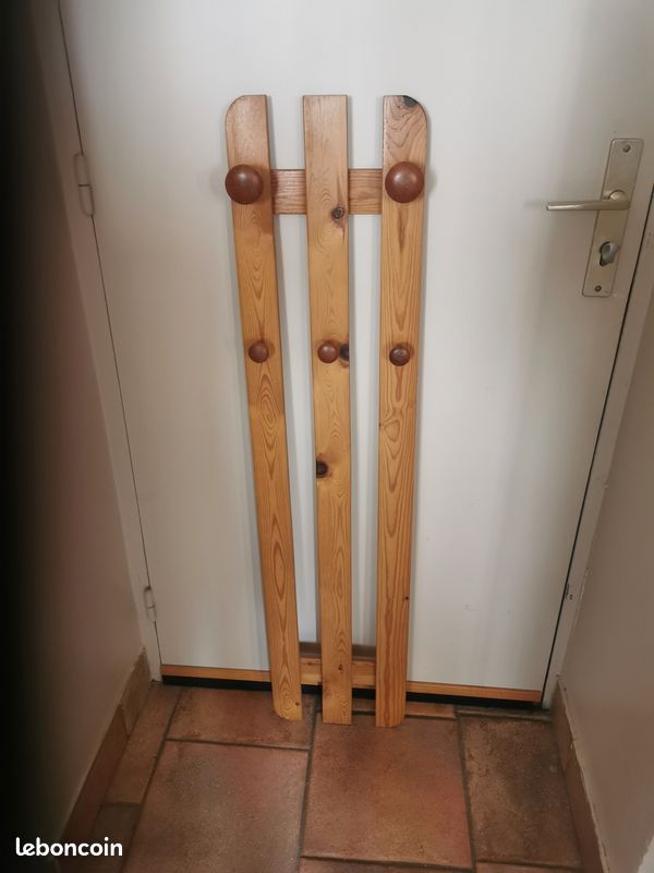 Etagére et porte manteau bois (image 1)