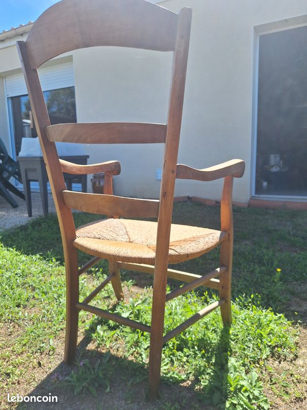 Fauteuil bois et paille (image 4)