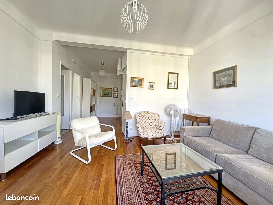 Appartement 2 pièces 52 m² · à Marseille · 52 m² · 990 €/mois