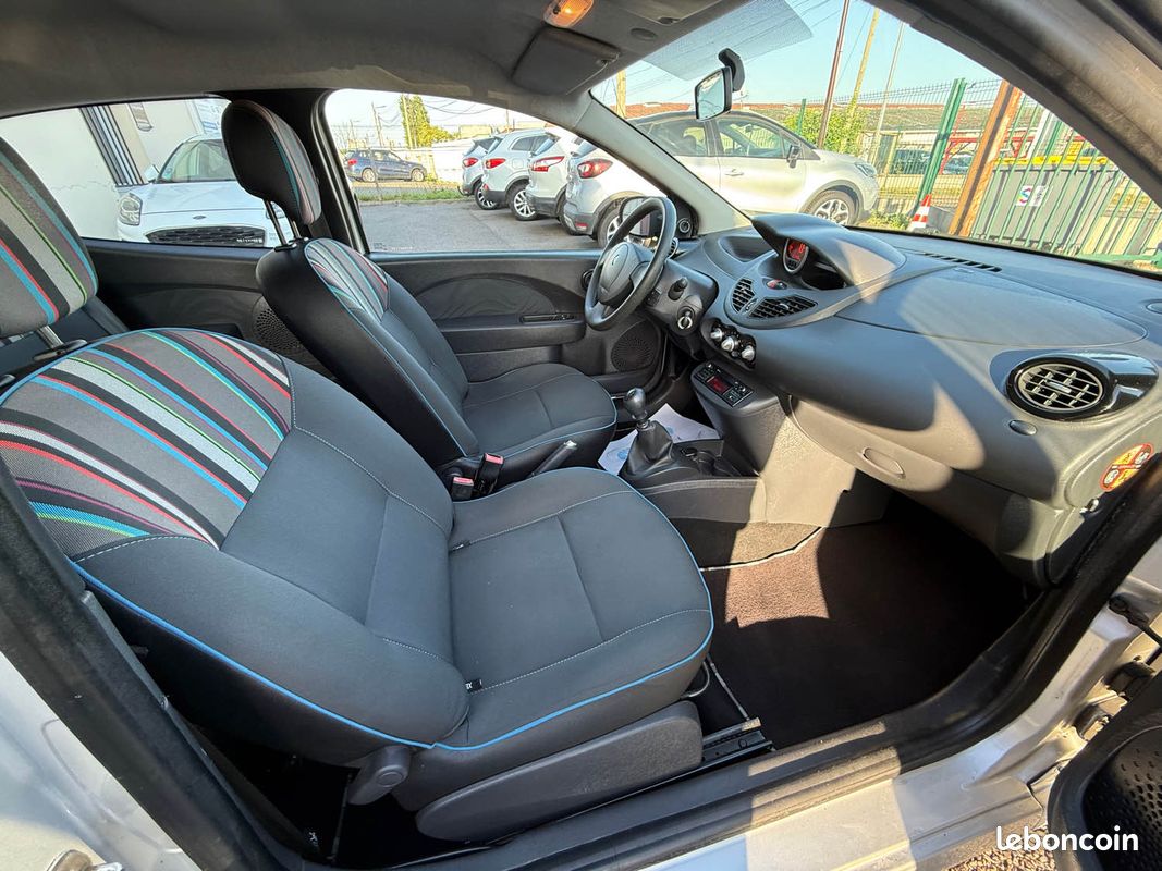 Renault twingo 2 phase 2 ethanol 1.2i - 16v 75cv 2014 (image 20)
