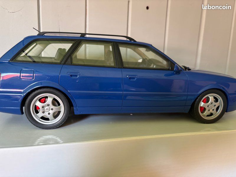 AUDI RS2 bleu Nogaro 1/12 1994 break avant Otto Models G075