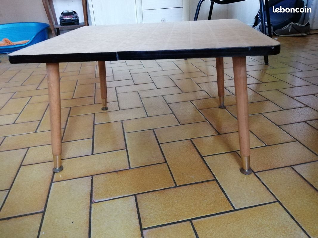 Table basse vintage (image 1)