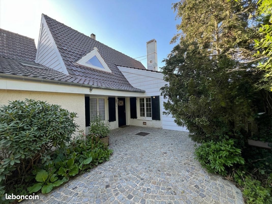 Maison 6 pièces 133 m² · à Auffargis · 133 m² · 399 000 €