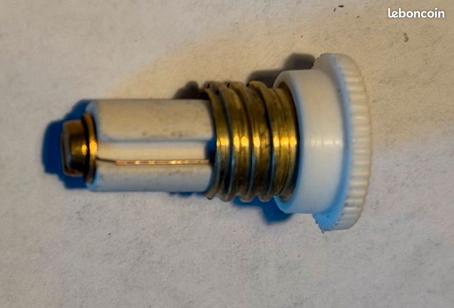 1 Interrupteur Legrand Va et Vient ancienne avec fusible 6 ampères a fils. Neuf (image 3)