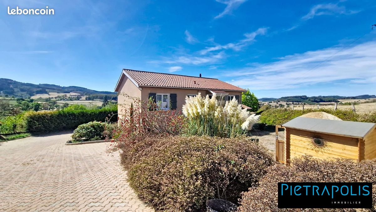 Maison 4 pièces 90 m² · à Saint-Bonnet-des-Bruyères · 90 m² · 200 000 €