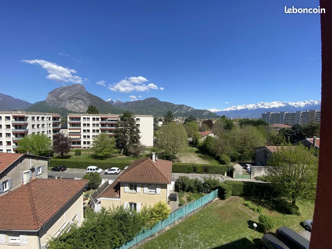 Appartement 5 pièces 99 m² · à Fontaine · 99 m² · 212 000 €