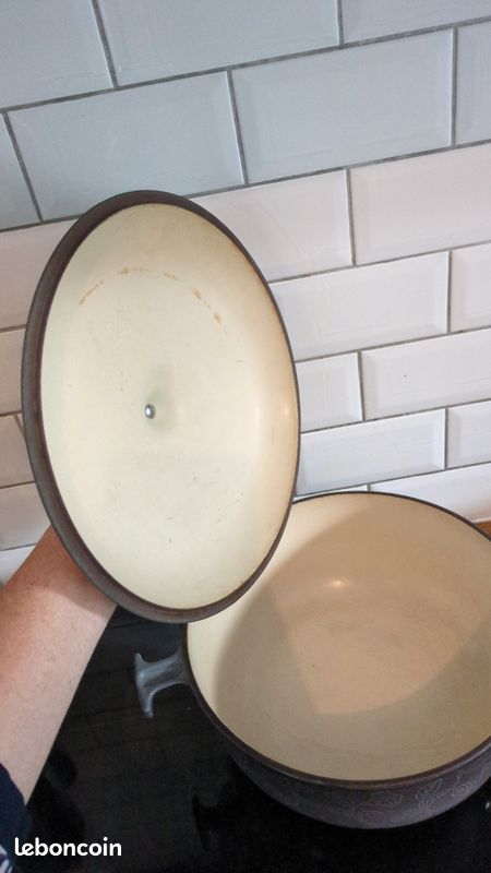 Vintage Le Creuset La Mama Green Dutch Oven- Enzo Mari Design- French Enameled C
