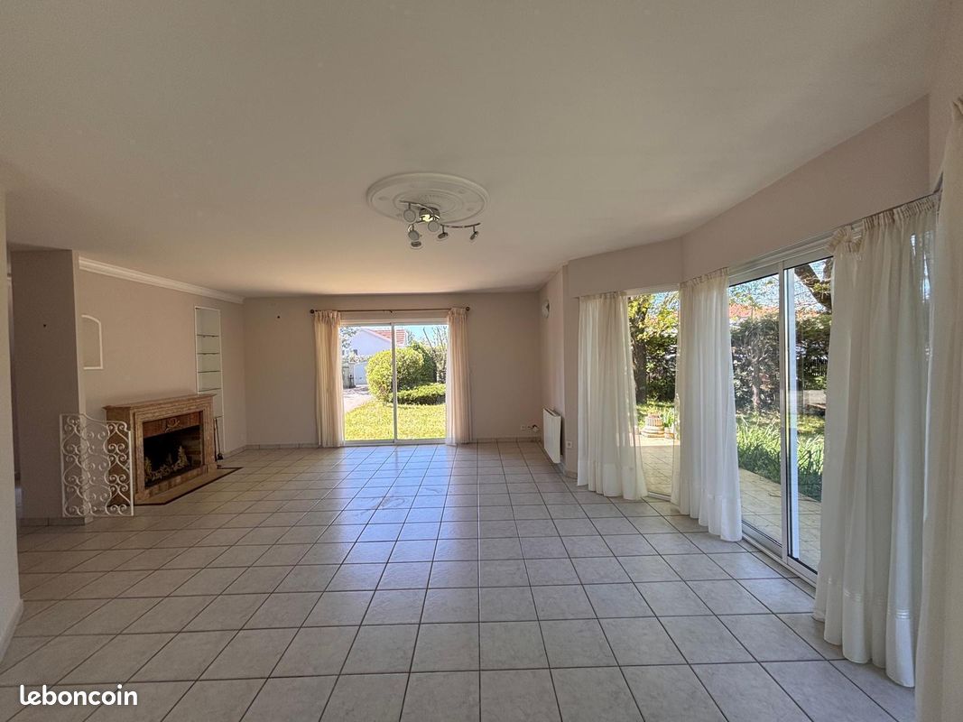 Maison 5 pièces 138 m² · à Gujan-Mestras · 138 m² · 498 750 €