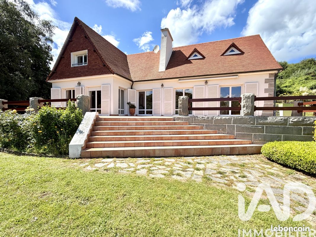 Maison 6 pièces 180 m² · à Saint-Brieuc · 180 m² · 447 500 €