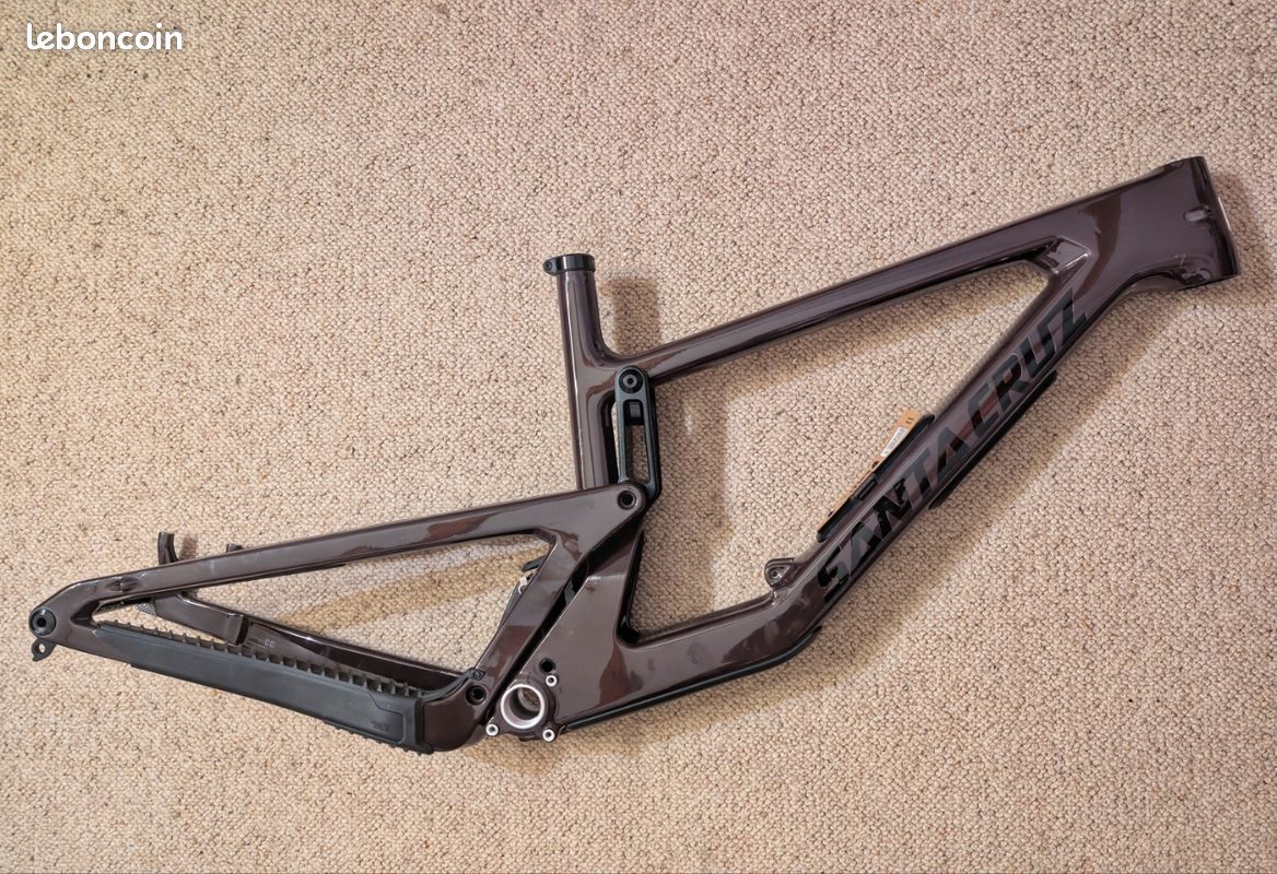 Cadre VTT Santa Cruz Nomad - Aluminium, Suspension Arrière, Taille M, Neuf