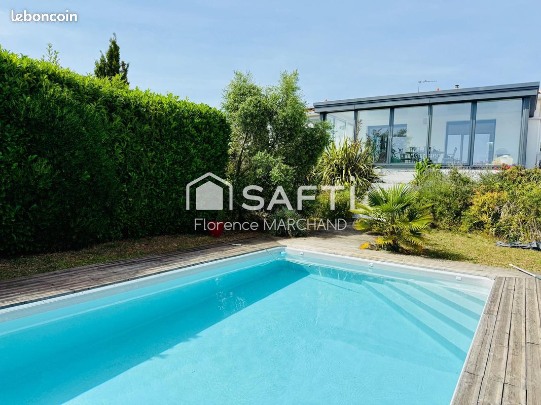 Maison 8 pièces 181 m² · à Châtelaillon-Plage · 181 m² · 821 600 €