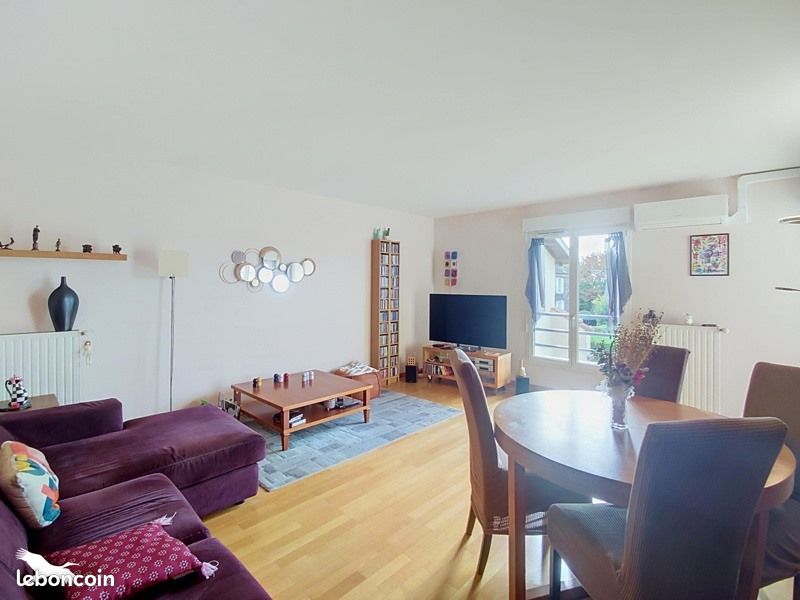 Appartement 3 pièces 77 m² · à Sathonay-Village · 77 m² · 285 000 €